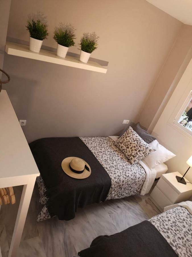 Apartament Gigantes Malaga Zewnętrze zdjęcie