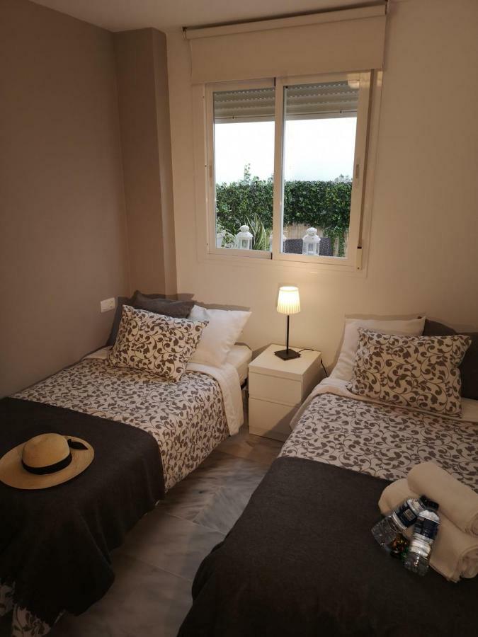 Apartament Gigantes Malaga Zewnętrze zdjęcie