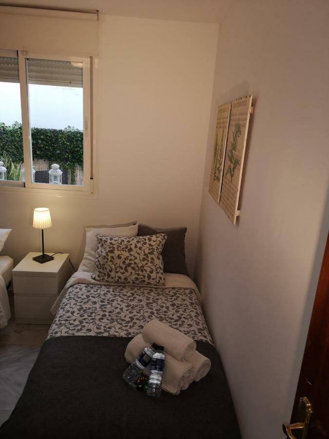 Apartament Gigantes Malaga Zewnętrze zdjęcie